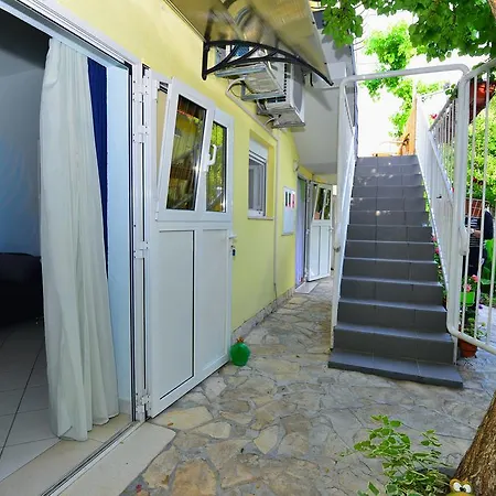 Apartments Veky 3 Split Exterior photo